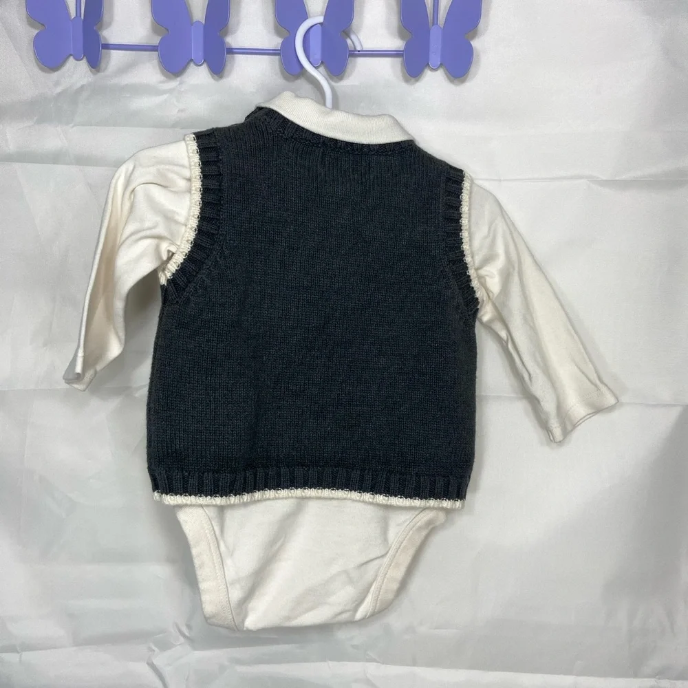 EUC Children’s Place baby boy’s cream long sleeve knit sweater vest onesie‎ set